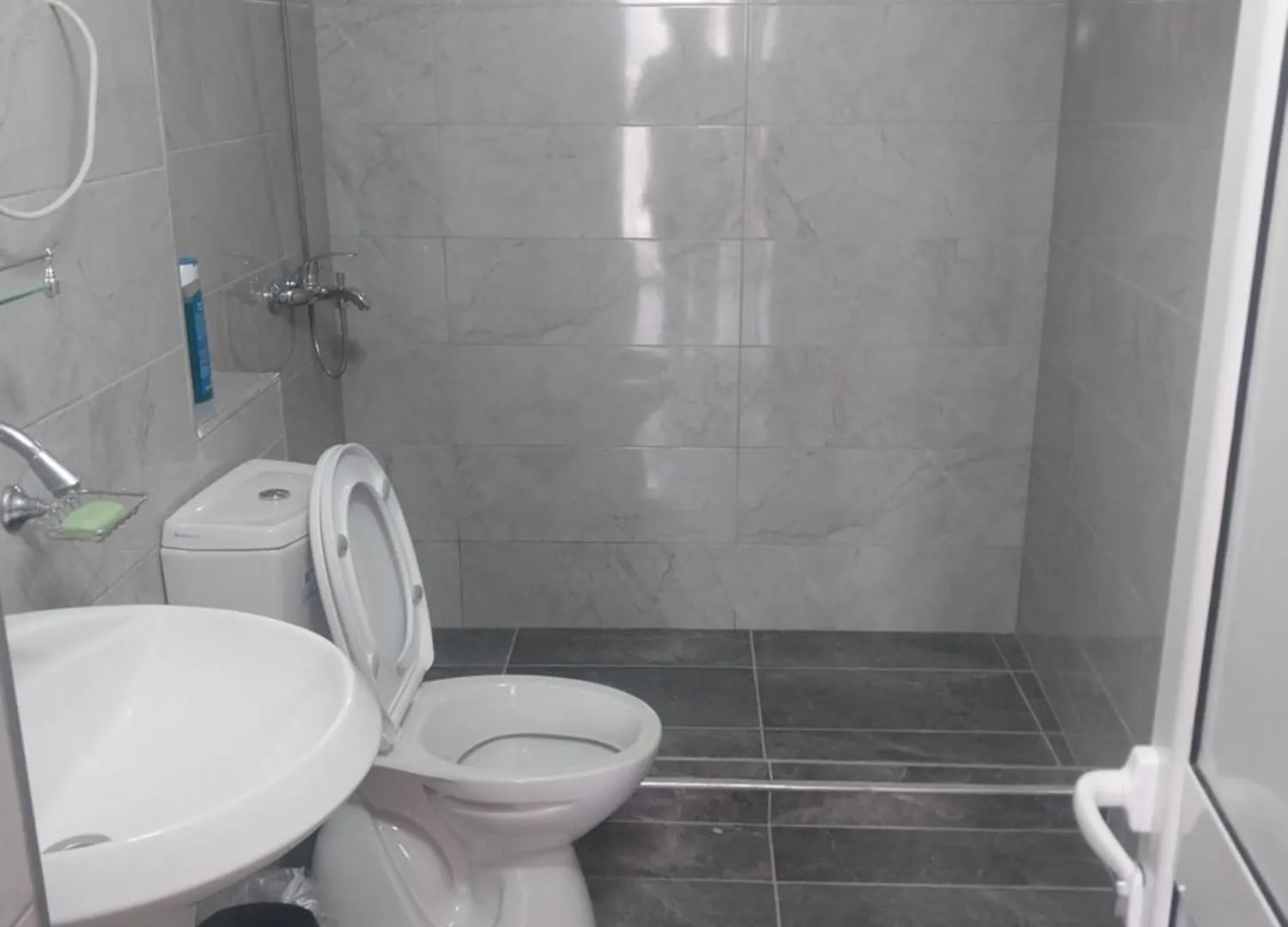 Hotel Ledion Gjirokastër 0*,