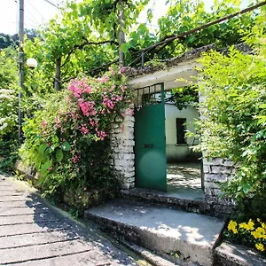  Guest house Flora's 'the Fir Gate'